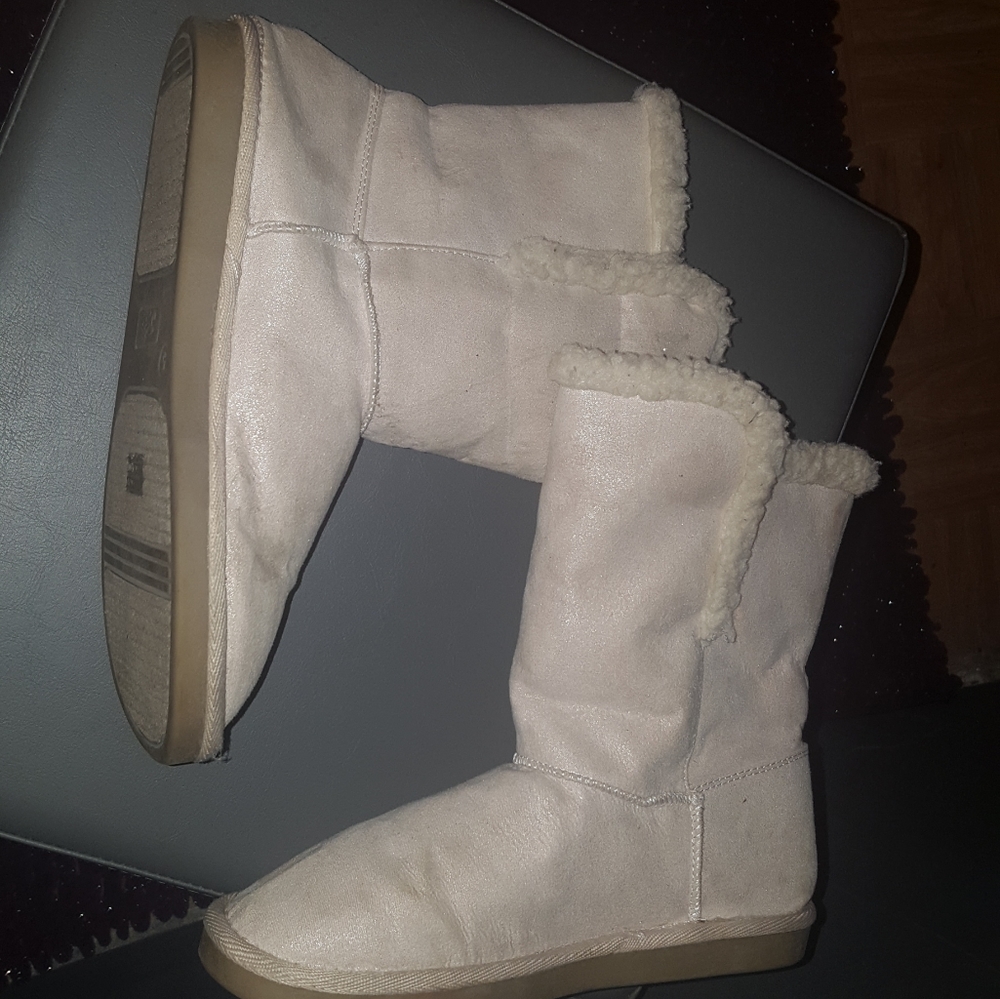 Justice boots